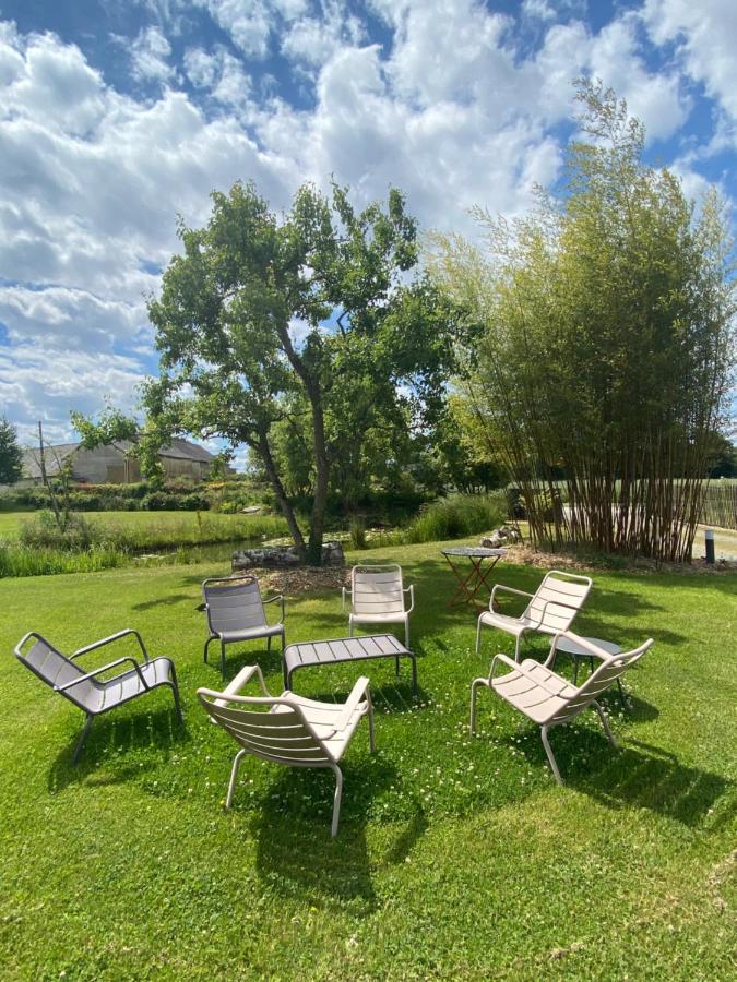 Le Jardin Des Sens Villa Chasne-sur-Illet Exteriör bild